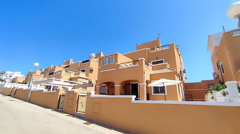 Foto 3 von Einfamilien-Reihenhaus zum Verkauf in Los Balcones y los Altos, Orihuela
