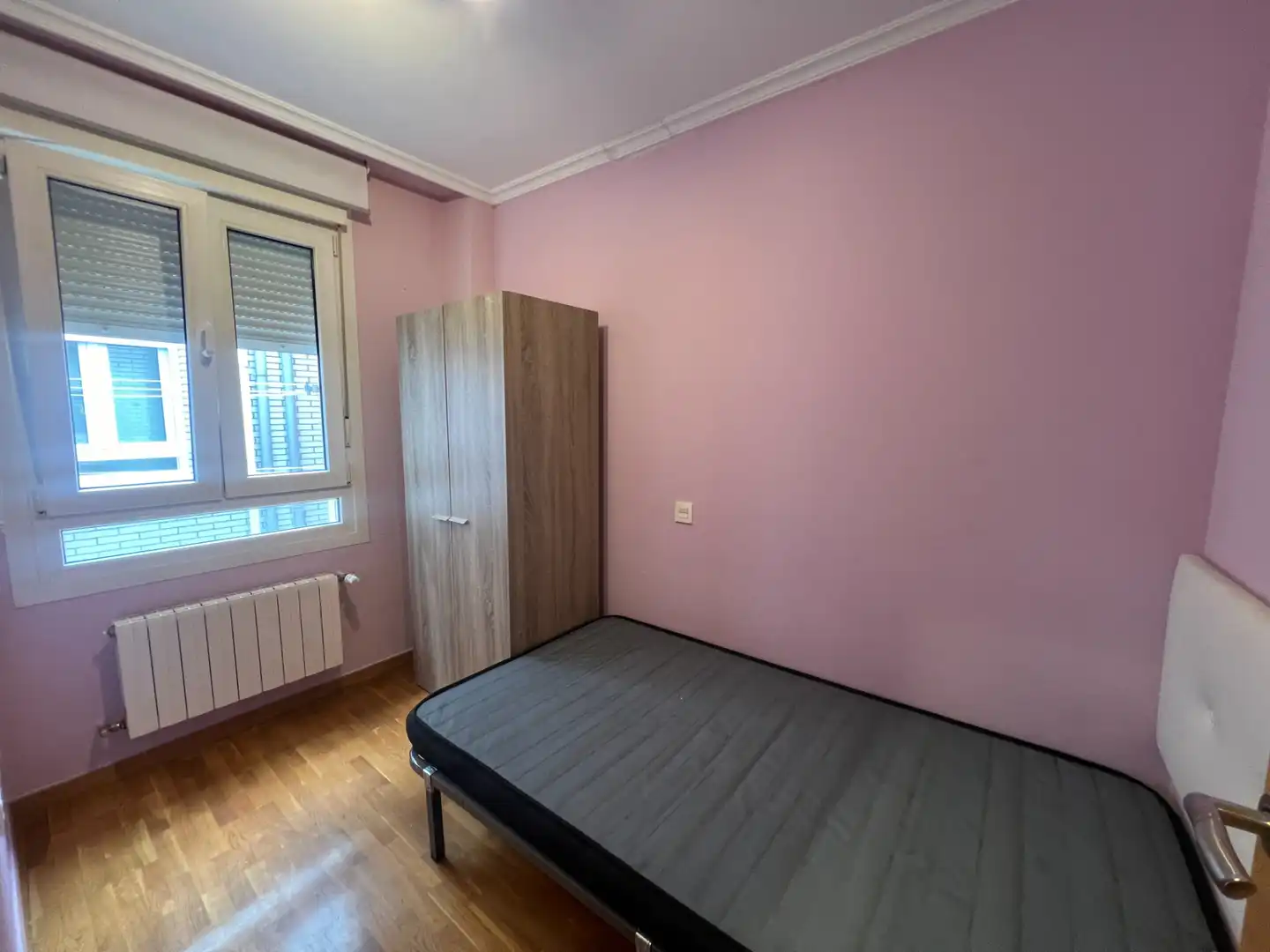 Bedroom of Flat for sale in Palencia  with Heating and Furnished
