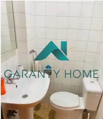 Baño de Piso de alquiler en Cuenca con Calefacción y Amueblado