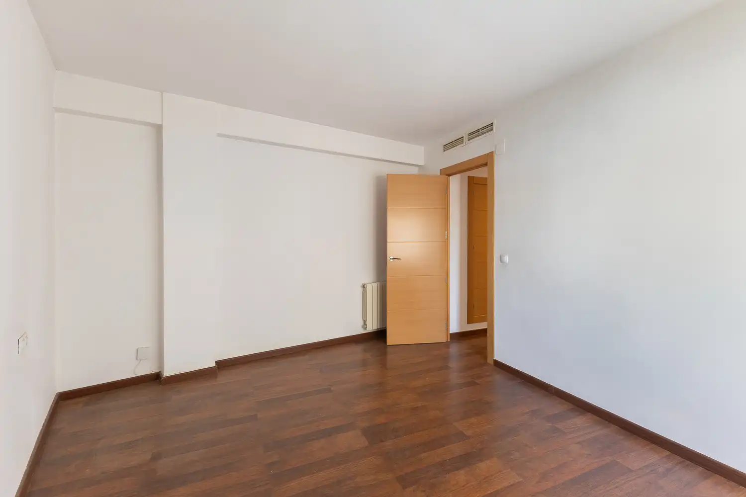 Bedroom of Flat for rent in Valencia  with Air Conditioner, Heating and Parquet flooring