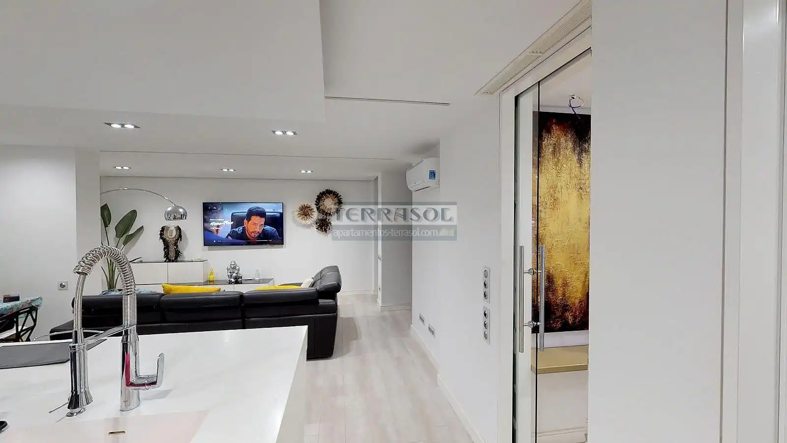 Sala d'estar de Dúplex en venda en Vélez-Málaga amb Aire condicionat, Calefacció i Moblat