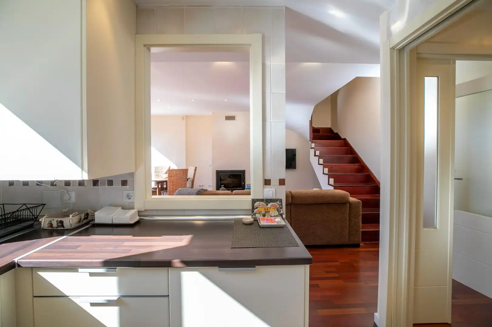 Cocina de Dúplex en venta en Sabiñánigo con Calefacción, Terraza y Trastero