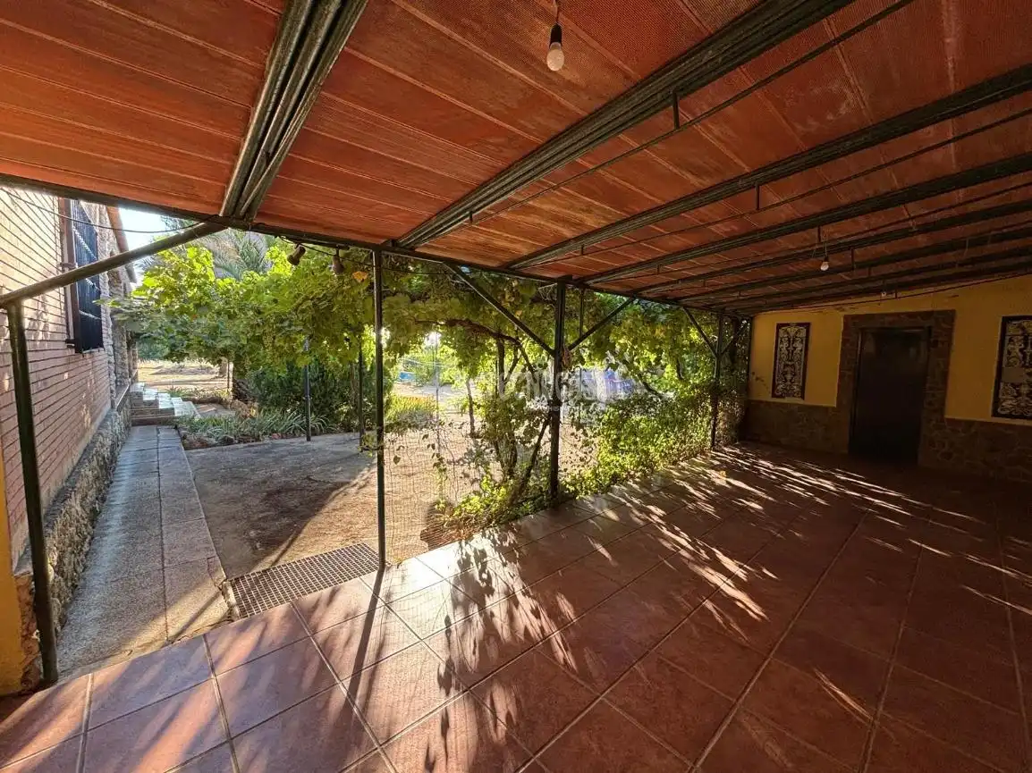Terrassa de Finca rústica en venda en Argamasilla de Calatrava amb Calefacció