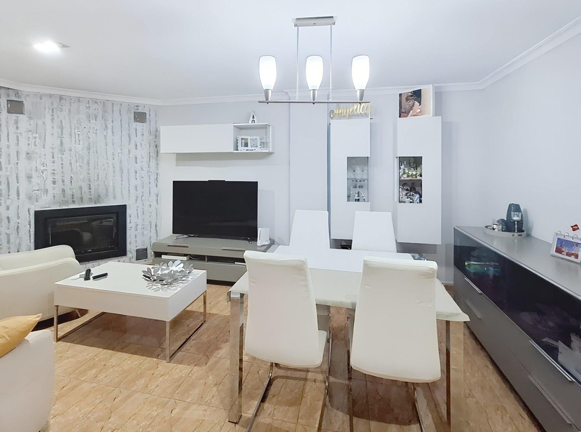 Living room of Single-family semi-detached for sale in Llanera de Ranes  with Air Conditioner, Terrace and Balcony