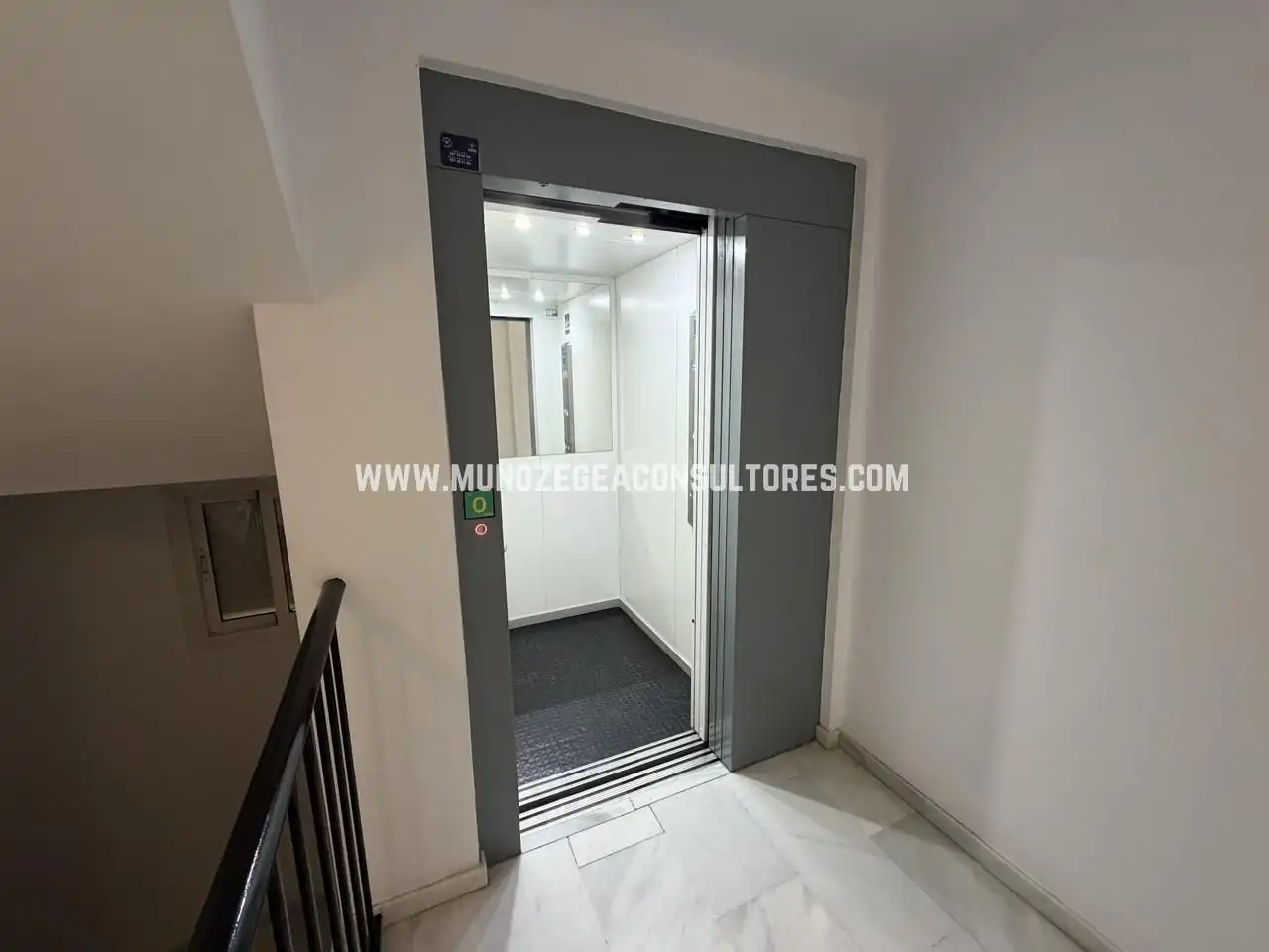 Piso con ascensor en venta en Victoria Kent, imagen 19