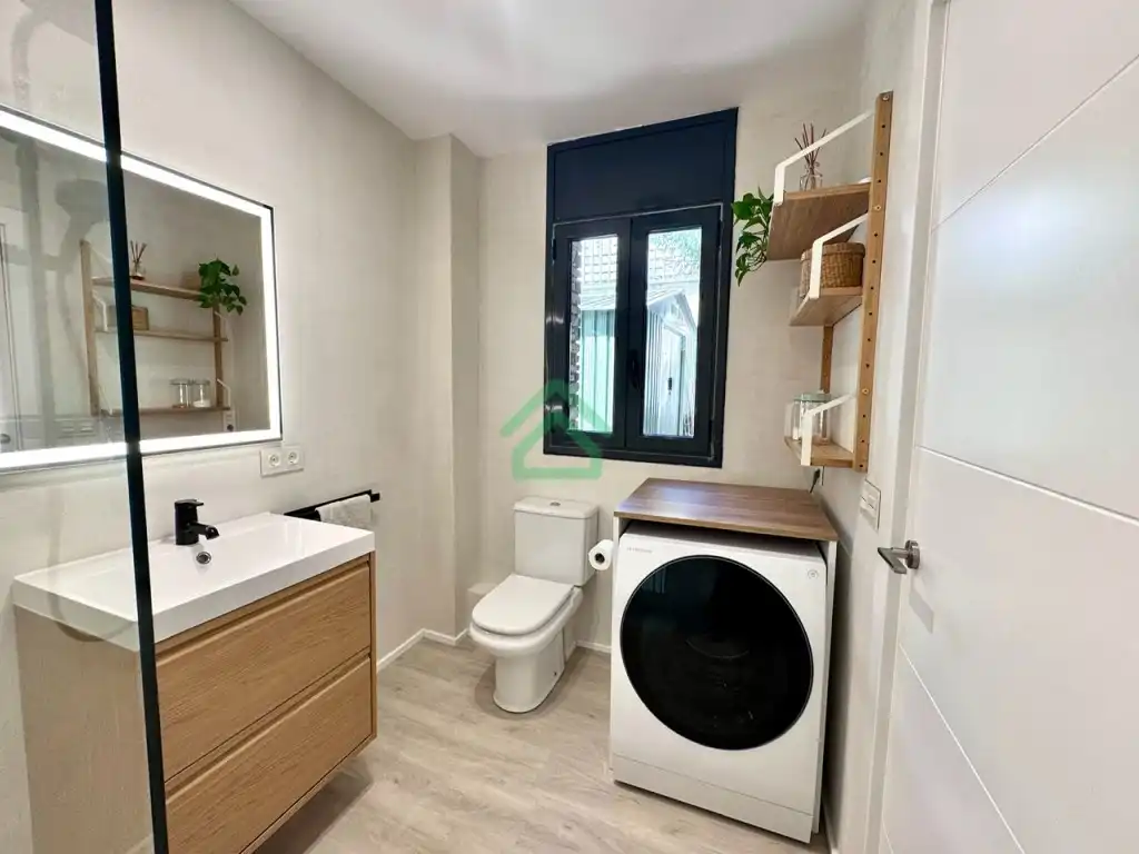 Baño de Piso en venta en Montferrer i Castellbò