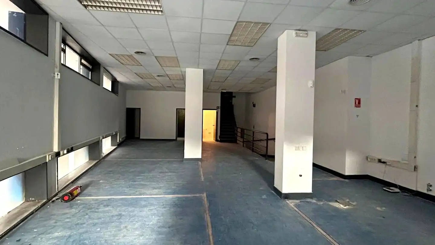 Commercial properties for rent in Torrejón de Ardoz  with Air Conditioner