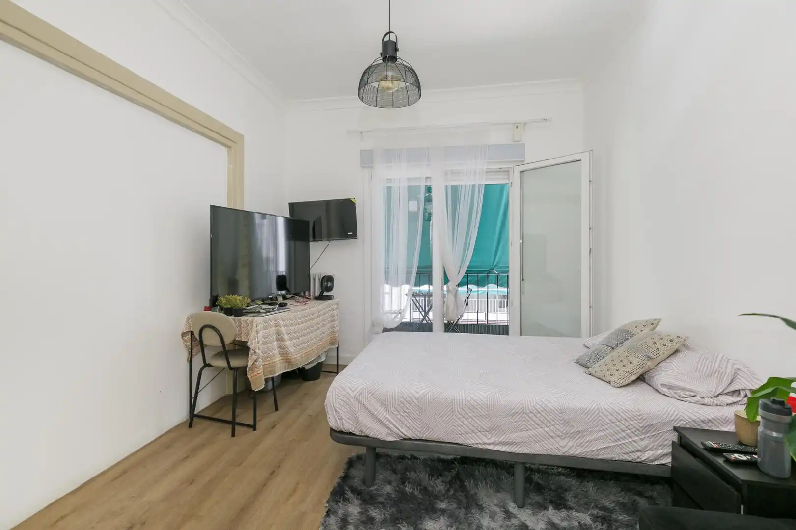 Bedroom of Apartments for sale in Granada