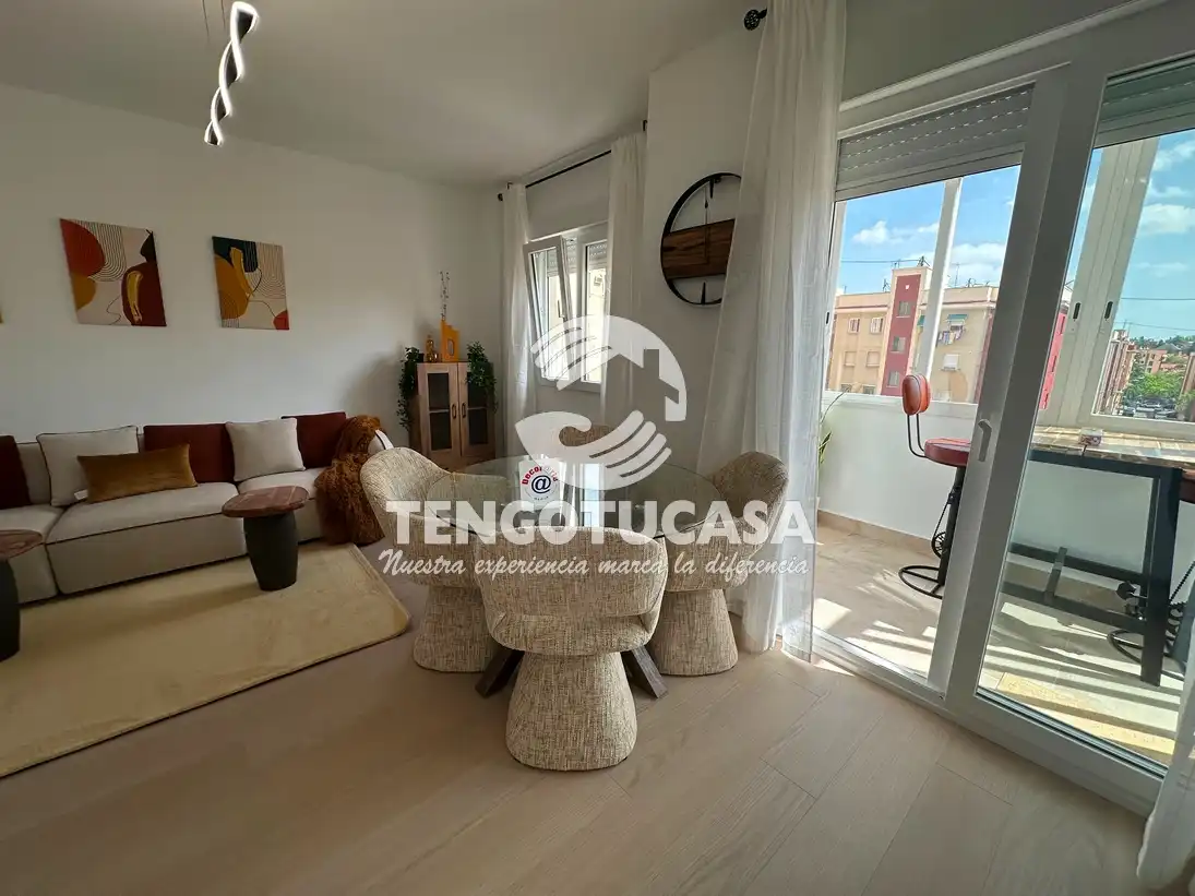 Sala d'estar de Pis en venda en Madrid amb Aire condicionat, Calefacció i Parquet