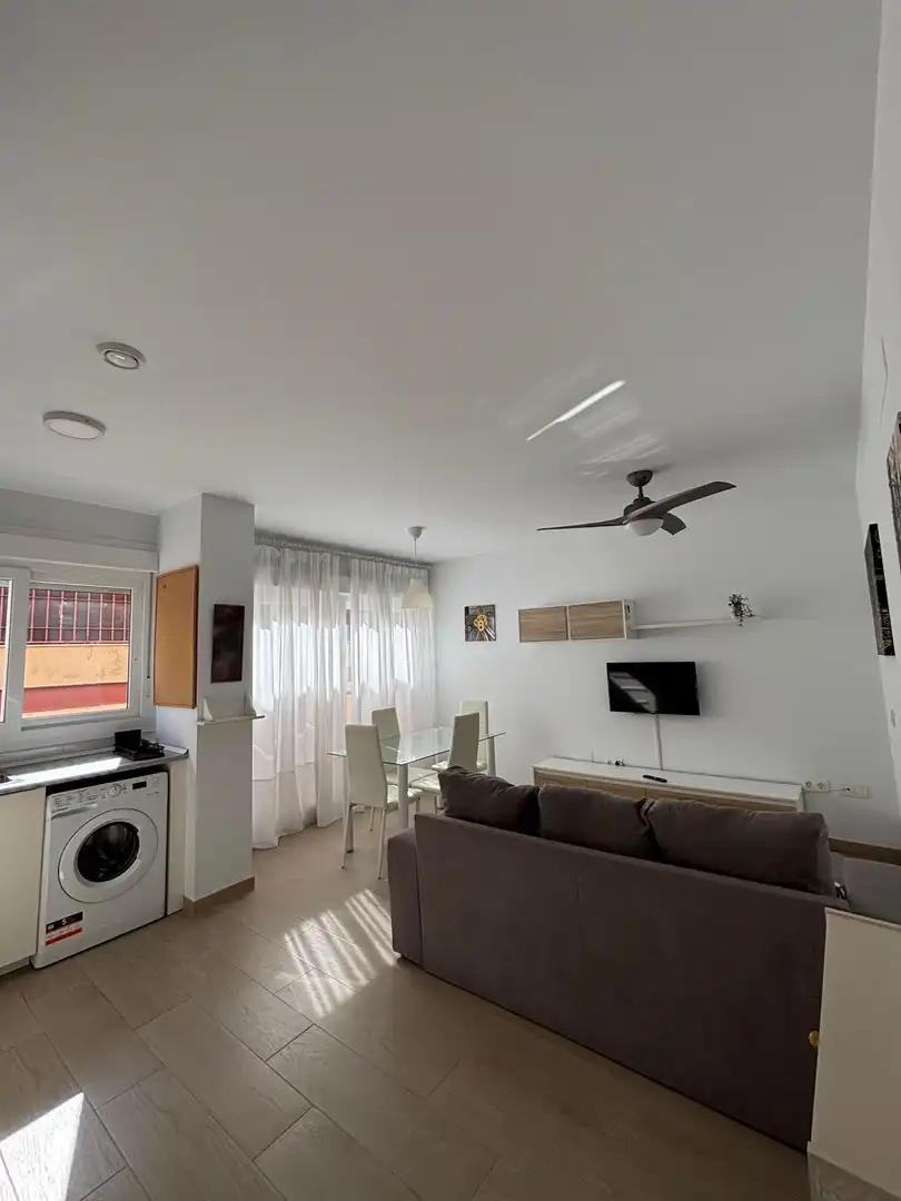 Piso con ascensor en venta en del mediterraneo