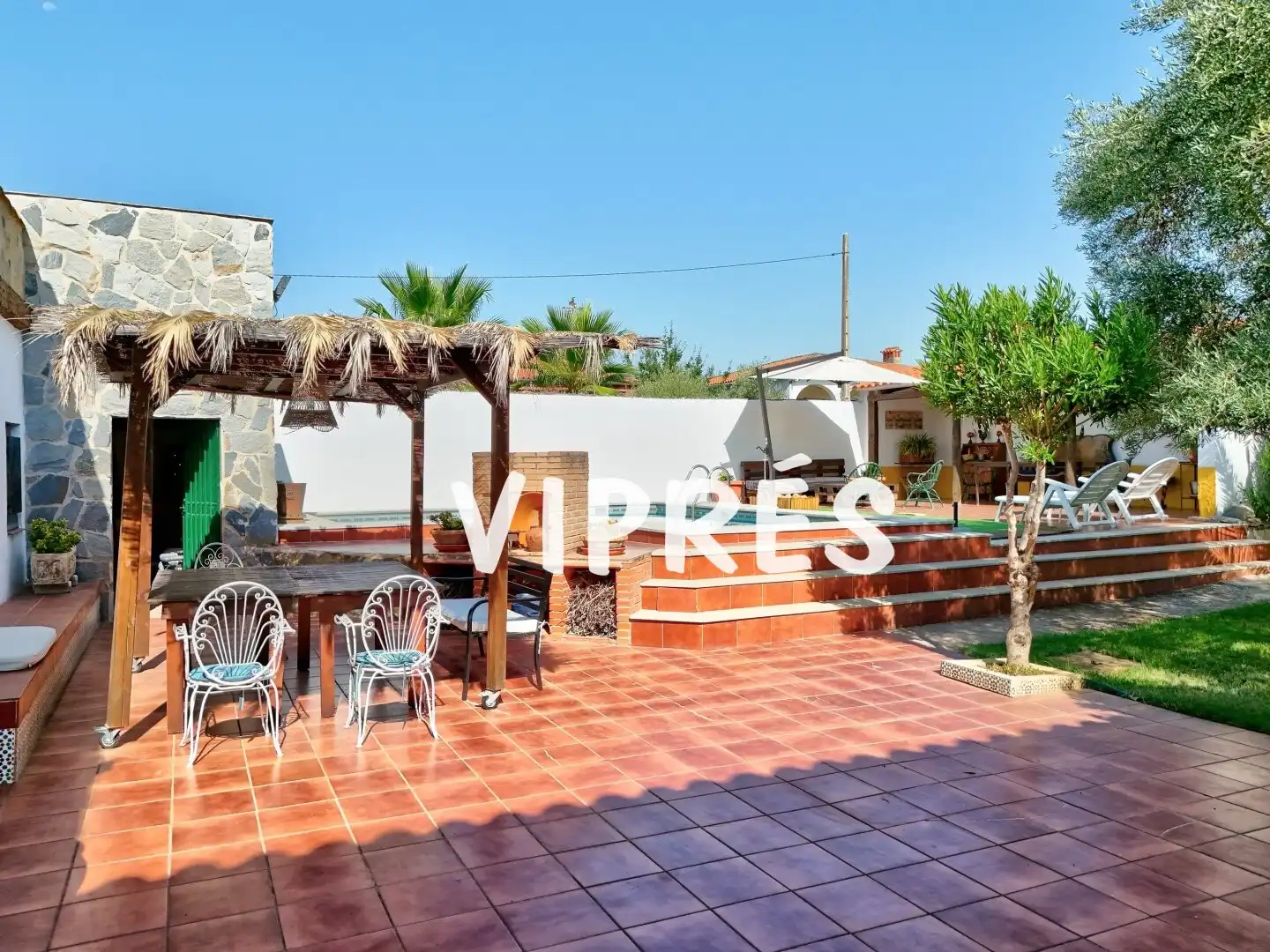Houses for sale in Alcuéscar