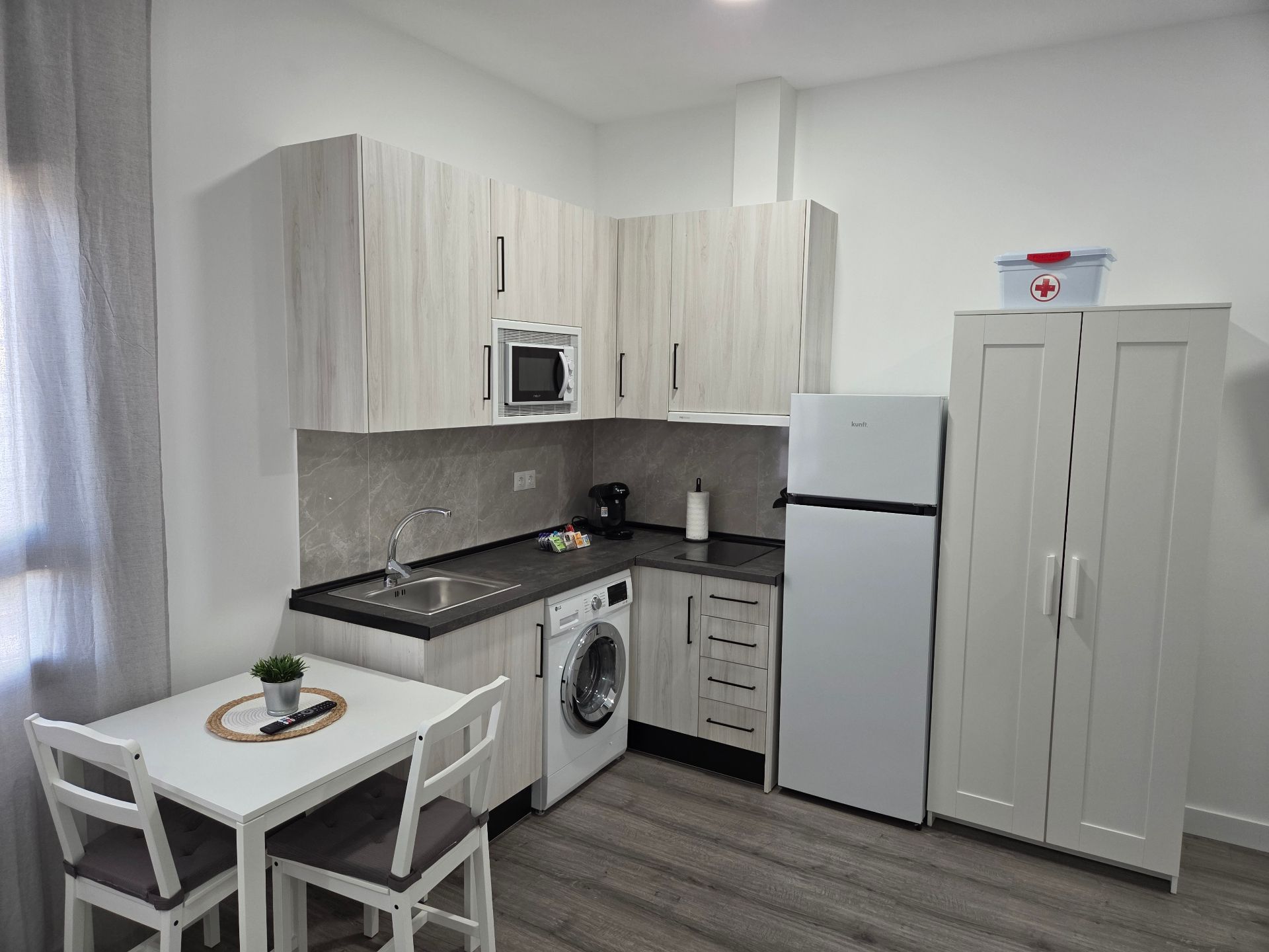Kitchen of Apartment to rent in Málaga Capital  with Air Conditioner, Furnished and Washing machine
