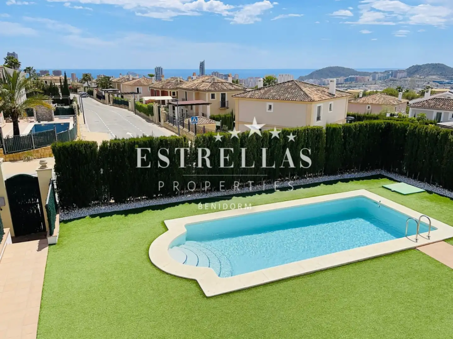 Villa mit Terrasse zum Verkauf in Golf Bahía, imagen 7