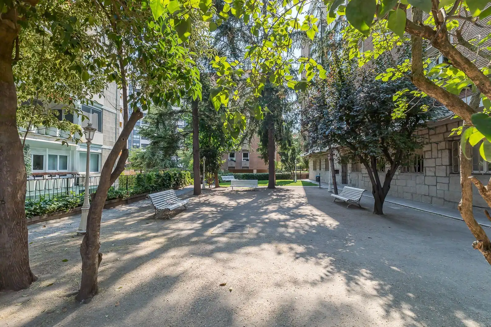 Exterior view of Flat for rent in Madrid  with Furnished and Community pool