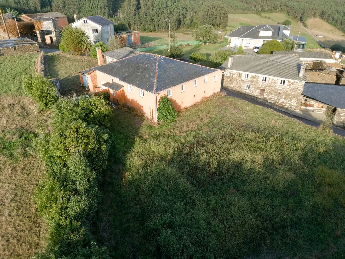 Houses for sale in Trabada  with Storage room