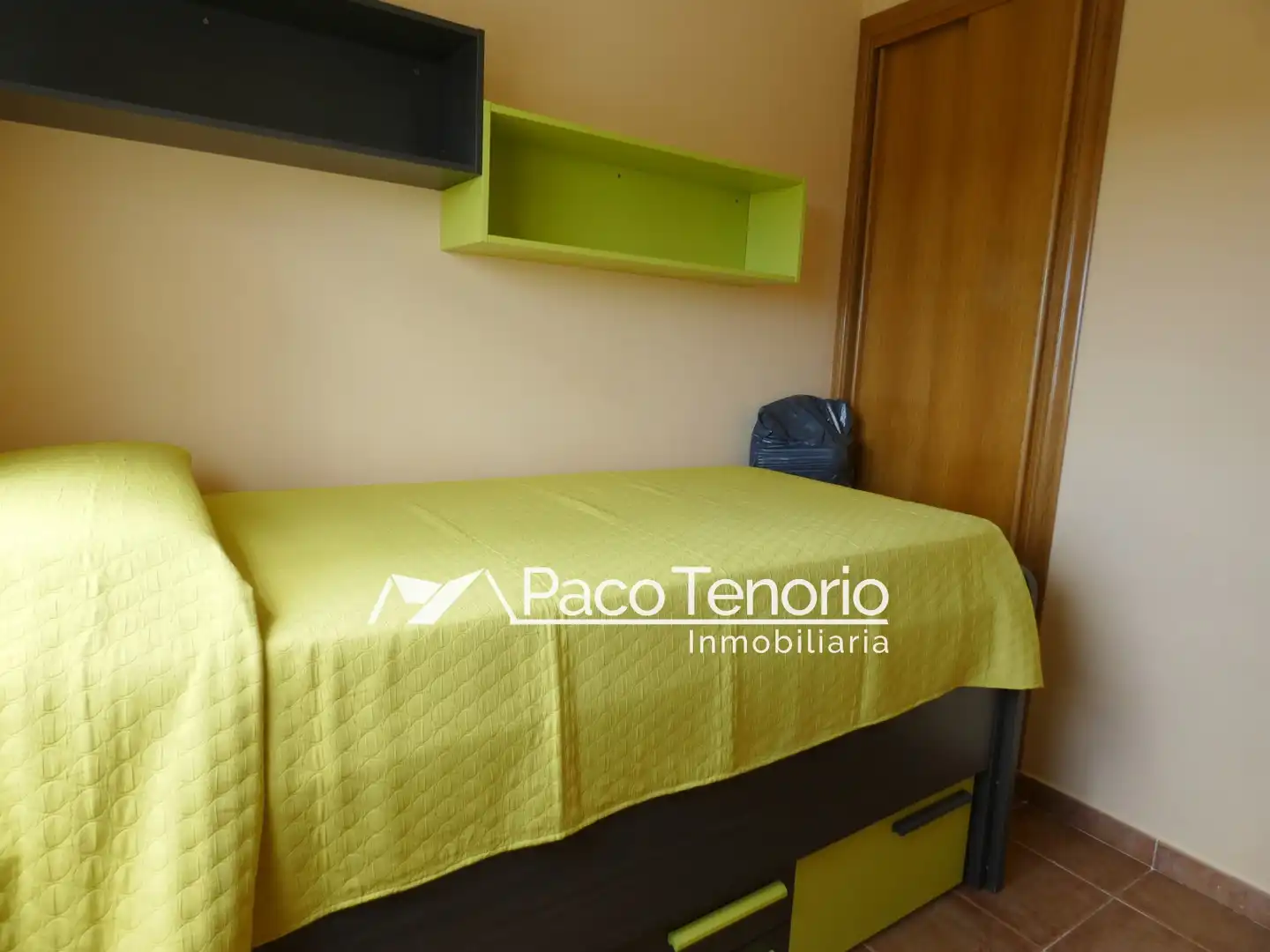 Habitación de Piso de alquiler en La Antilla con Terraza, Amueblado y Horno