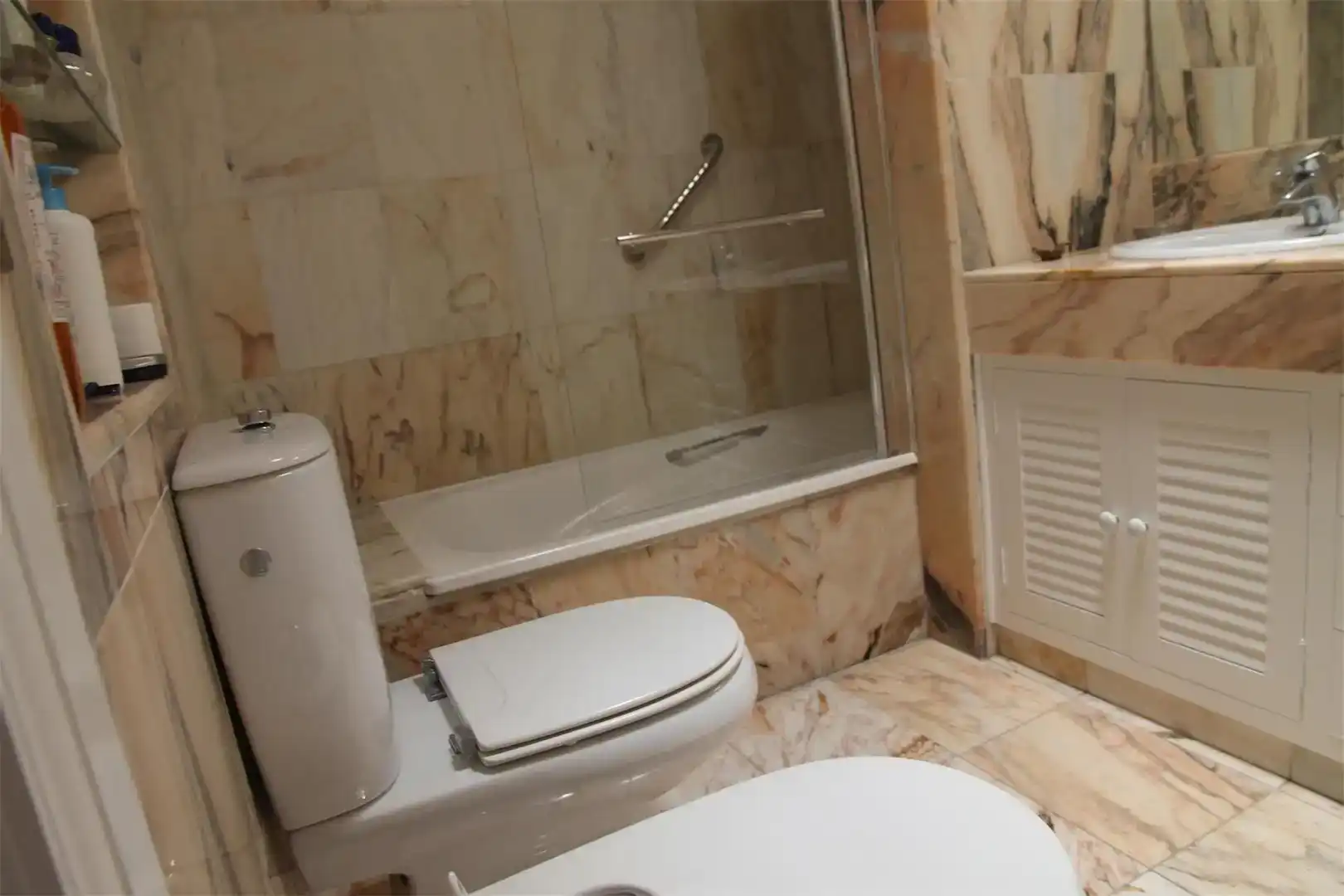 Bany de Casa o xalet en venda en San Bartolomé de Tirajana amb Aire condicionat i Piscina