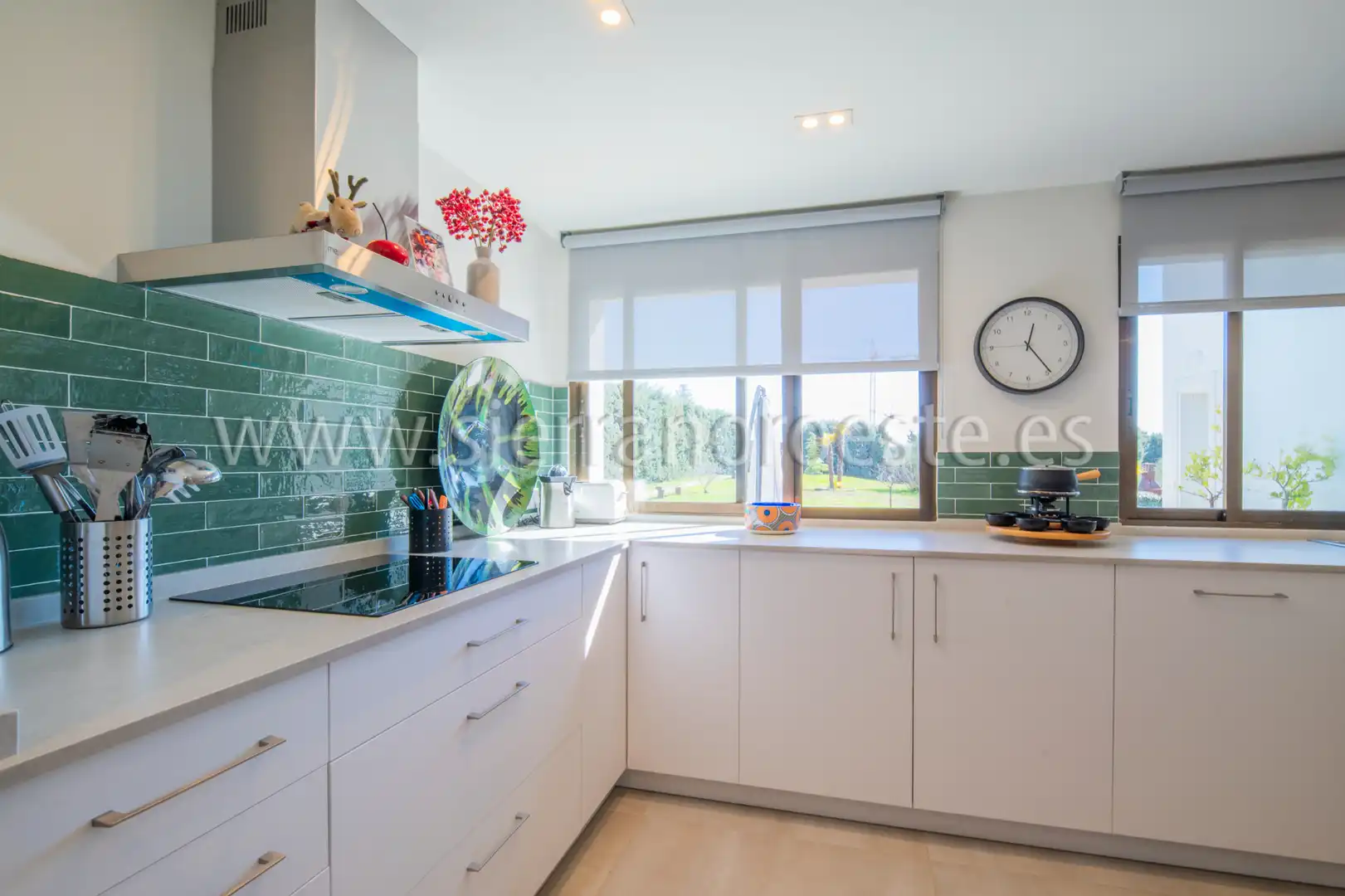 Cocina de Casa o chalet de alquiler en Las Rozas de Madrid con Aire acondicionado, Calefacción y Jardín privado
