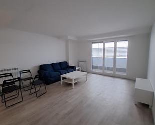 Living room of Flat to rent in Tres Cantos  with Air Conditioner, Heating and Private garden