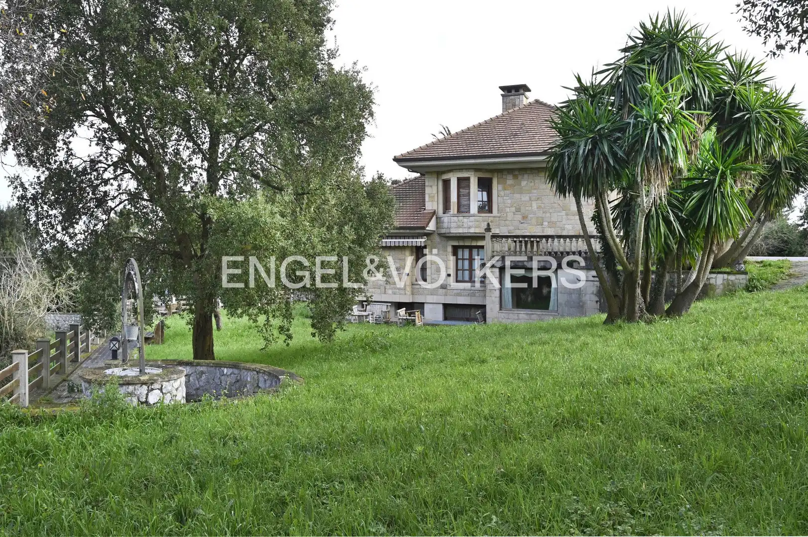 Vista exterior de Casa o chalet en venta en Arnuero con Calefacción, Jardín privado y Terraza