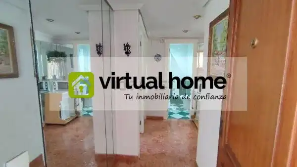 Apartamento en venta en Benidorm con Aire acondicionado, Jardín privado y Amueblado
