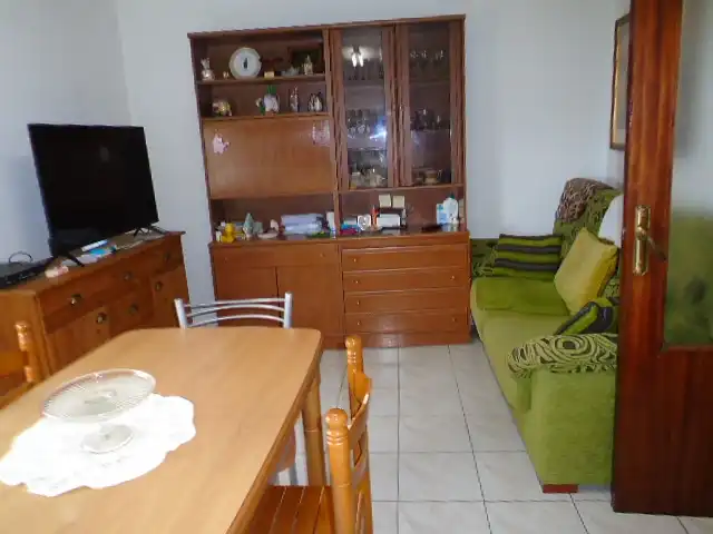 Sala de estar de Casa adosada en venta en Villaverde de Rioja con Calefacción, Jardín privado y Amueblado