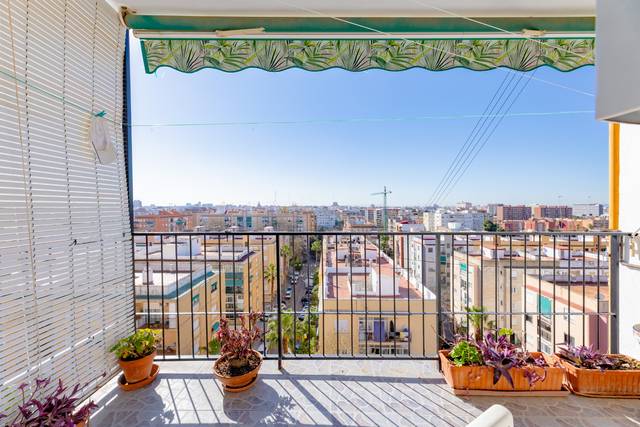 Piso en Venta en Carrer de l'Enginyer la Cierva en Marxalenes