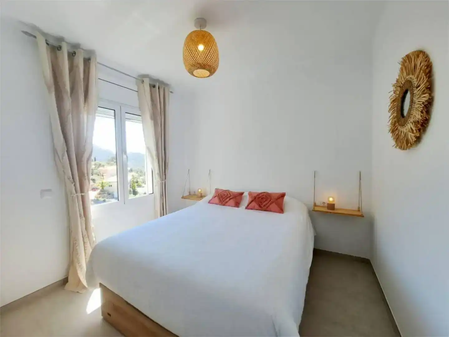 Dormitori de Casa o xalet de lloguer en Roses amb Aire condicionat i Piscina
