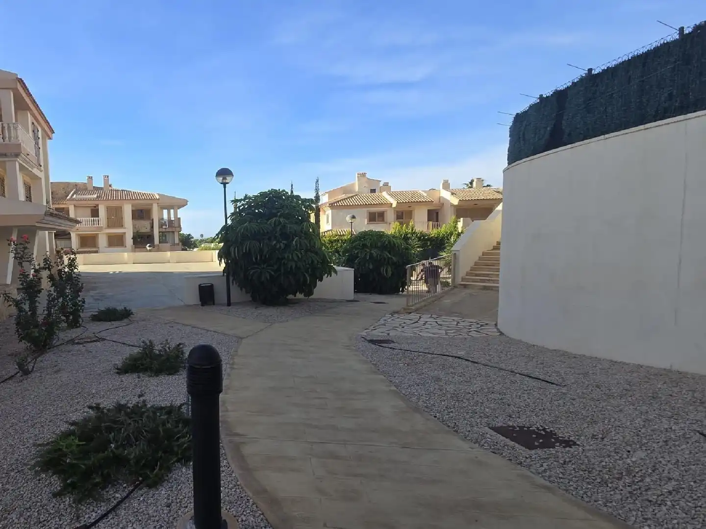 Vista exterior de Pis en venda en Finestrat amb Terrassa i Piscina comunitària
