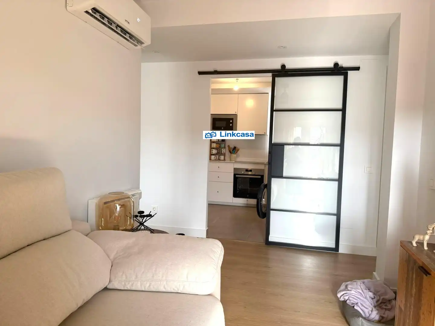 Flat for sale in Madrid  with Air Conditioner, Heating and Terrace