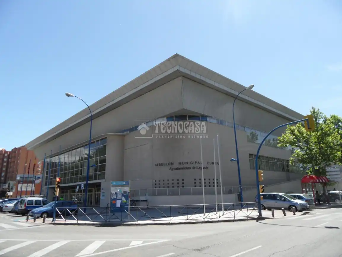 Vista exterior de Piso en venta en Leganés con Calefacción y Terraza