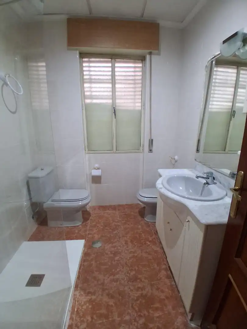Piso en venta en Calle JUAN SEBASTIAN ELCANO, Feria