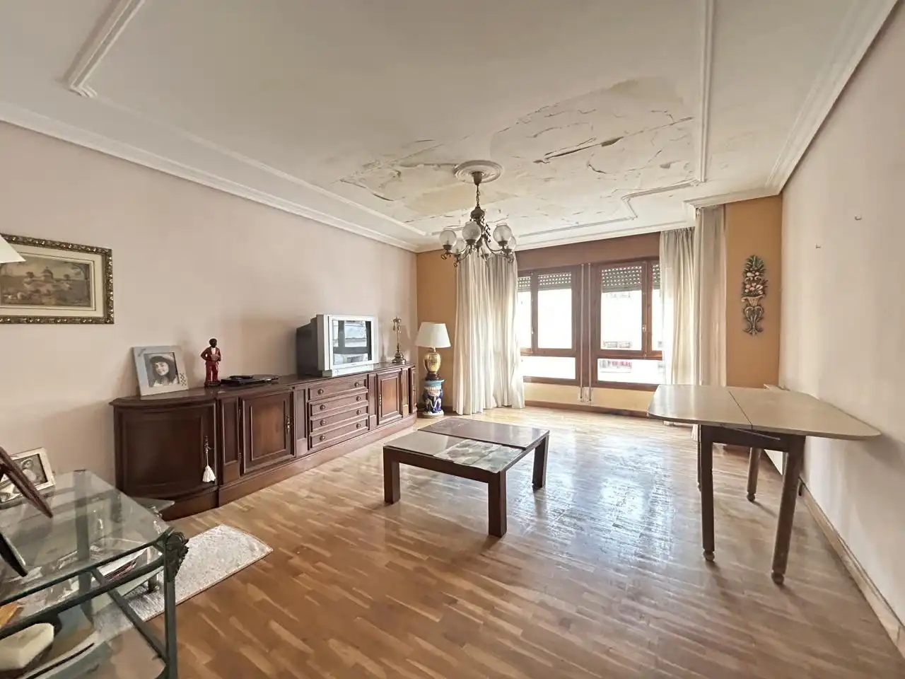 Sala de estar de Casa adosada en venta en Corella con Calefacción, Jardín privado y Terraza