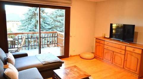 Foto 3 de Apartamento de alquiler en Carrer Nord, 17, Alp poble, Alp
