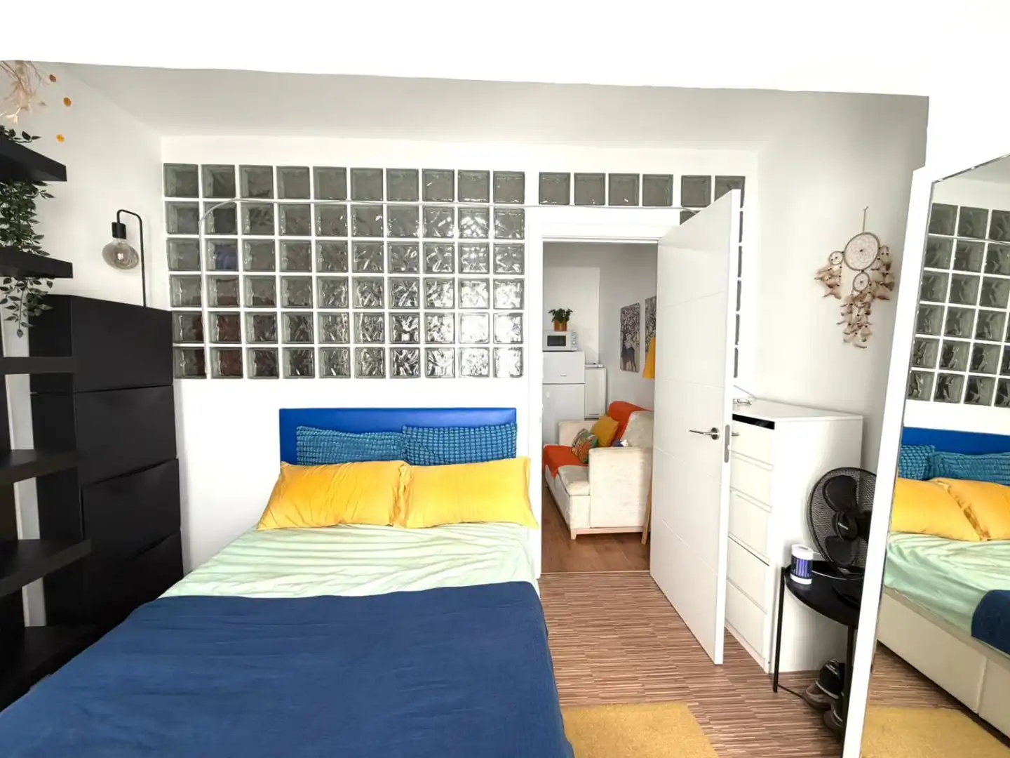 Bedroom of Apartments for sale in Torremolinos