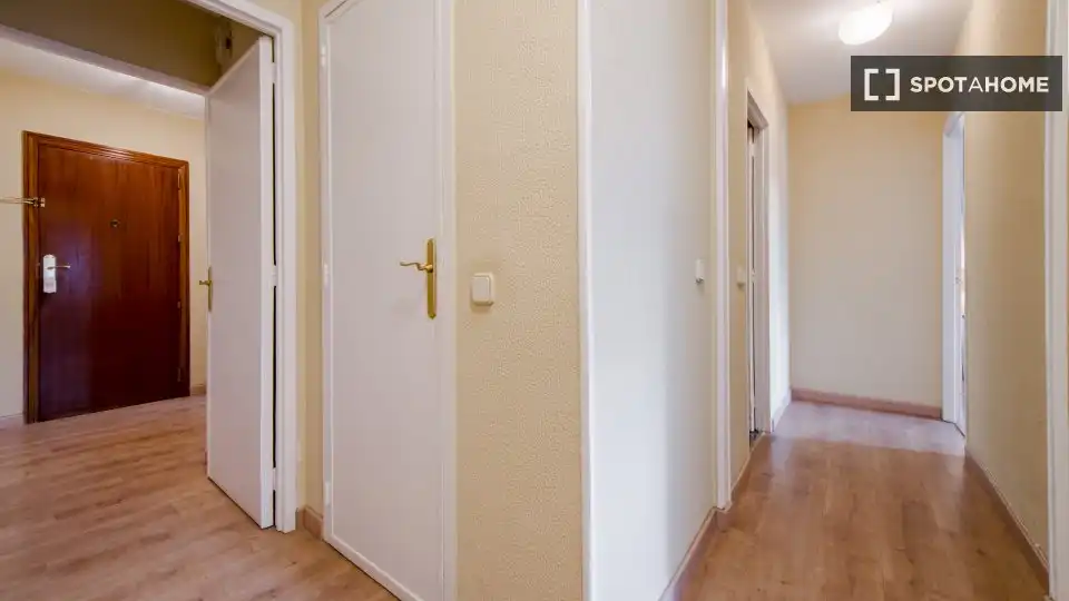 Room in Hispanoamérica - Bernabéu