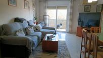 Living room of Flat for sale in Rubí  with Air Conditioner, Heating and Oven