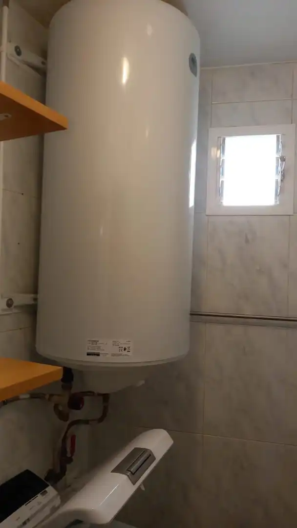 Bathroom of Flat for rent in Arteixo