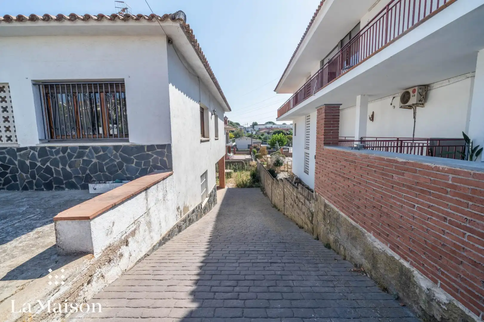 Vista exterior de Casa o chalet en venta en Llinars del Vallès con Calefacción, Jardín privado y Terraza