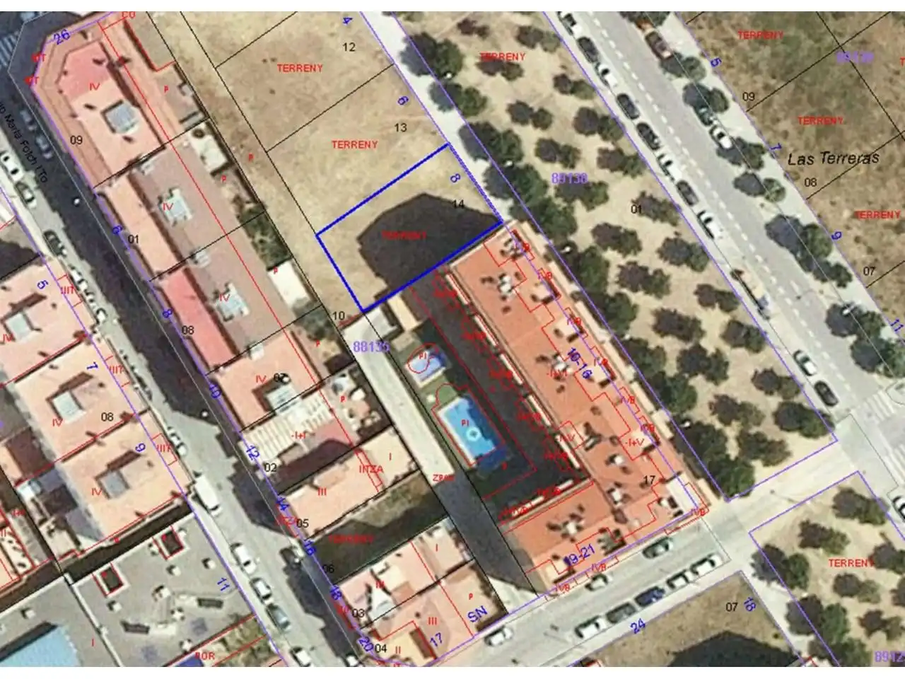 Wohnbaugrundstück zum Verkauf in Avinguda de Josep Ragull i Vilaró 8