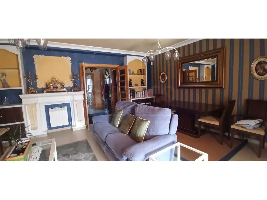 Sala de estar de Casa adosada en venta en Miranda de Ebro con Jardín privado y Piscina
