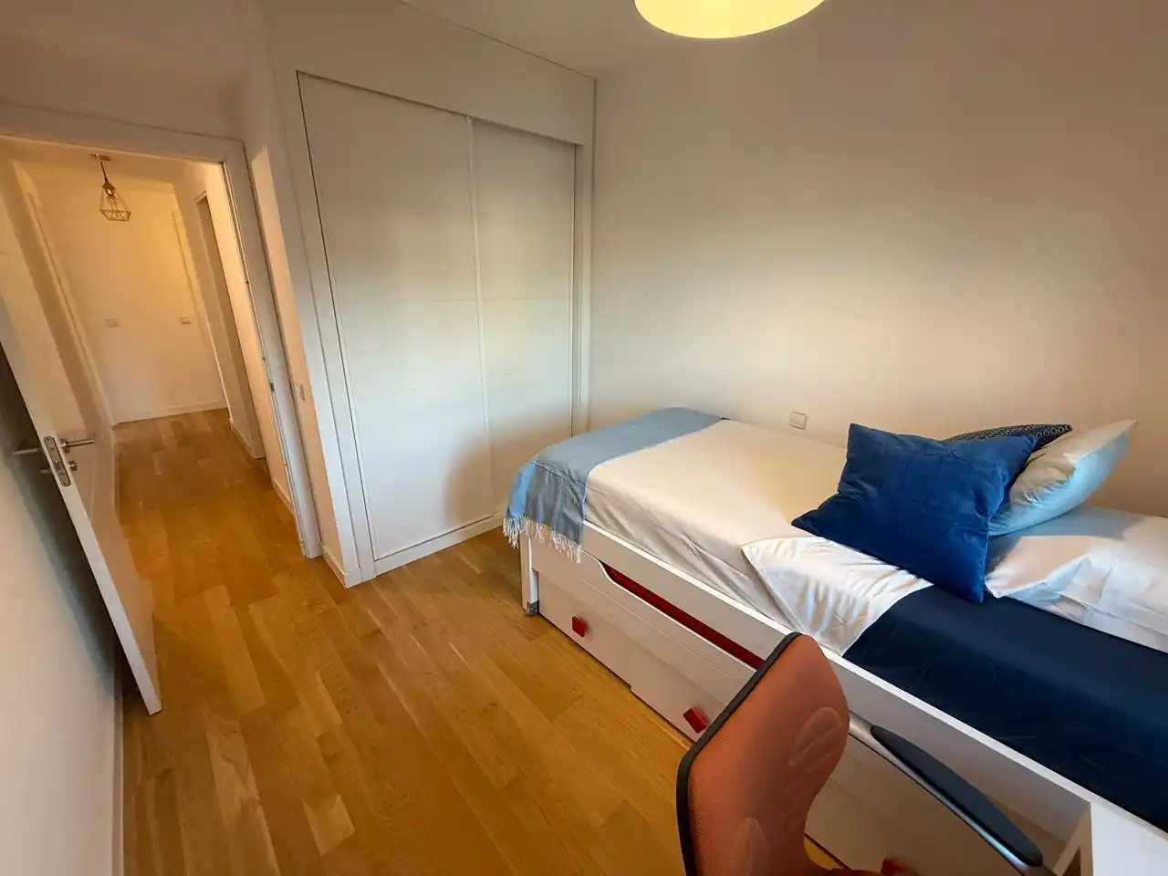 Schlafzimmer von Wohnung zur Miete in Majadahonda mit Klimaanlage, Heizung und Terrasse