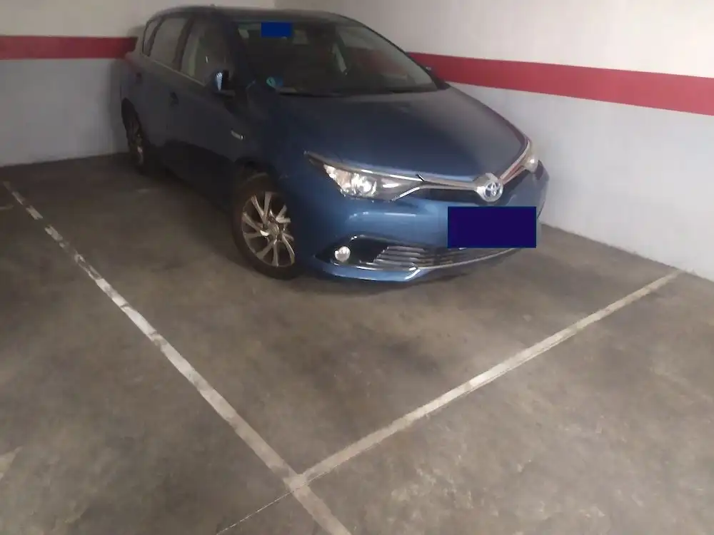 Aparcament de Garatge en venda en Málaga amb Alarma