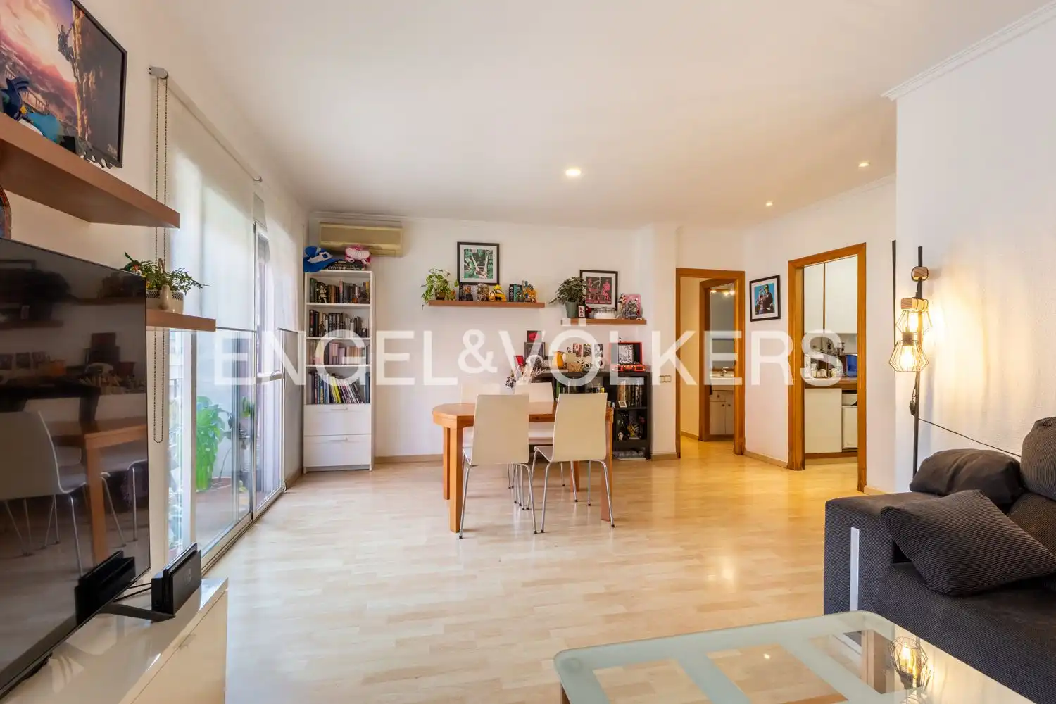 Exterior view of Flat for sale in Valencia  with Air Conditioner, Heating and Balcony