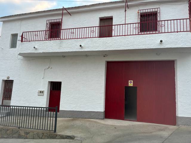 Casa-chalet en Venta en Calle de la Iglesia, 13 en Benizalón