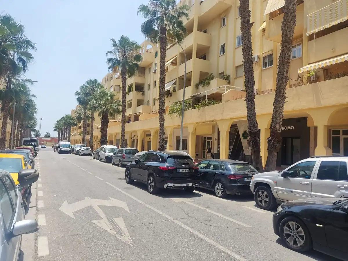 Vista exterior de Local de lloguer en Málaga