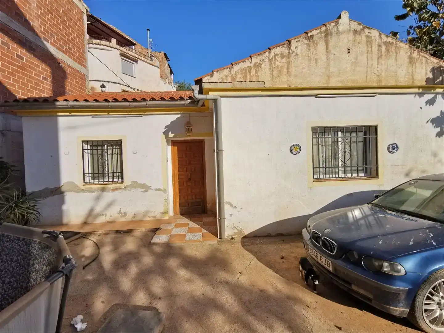 Vista exterior de Planta baja en venta en Los Guájares, Granada