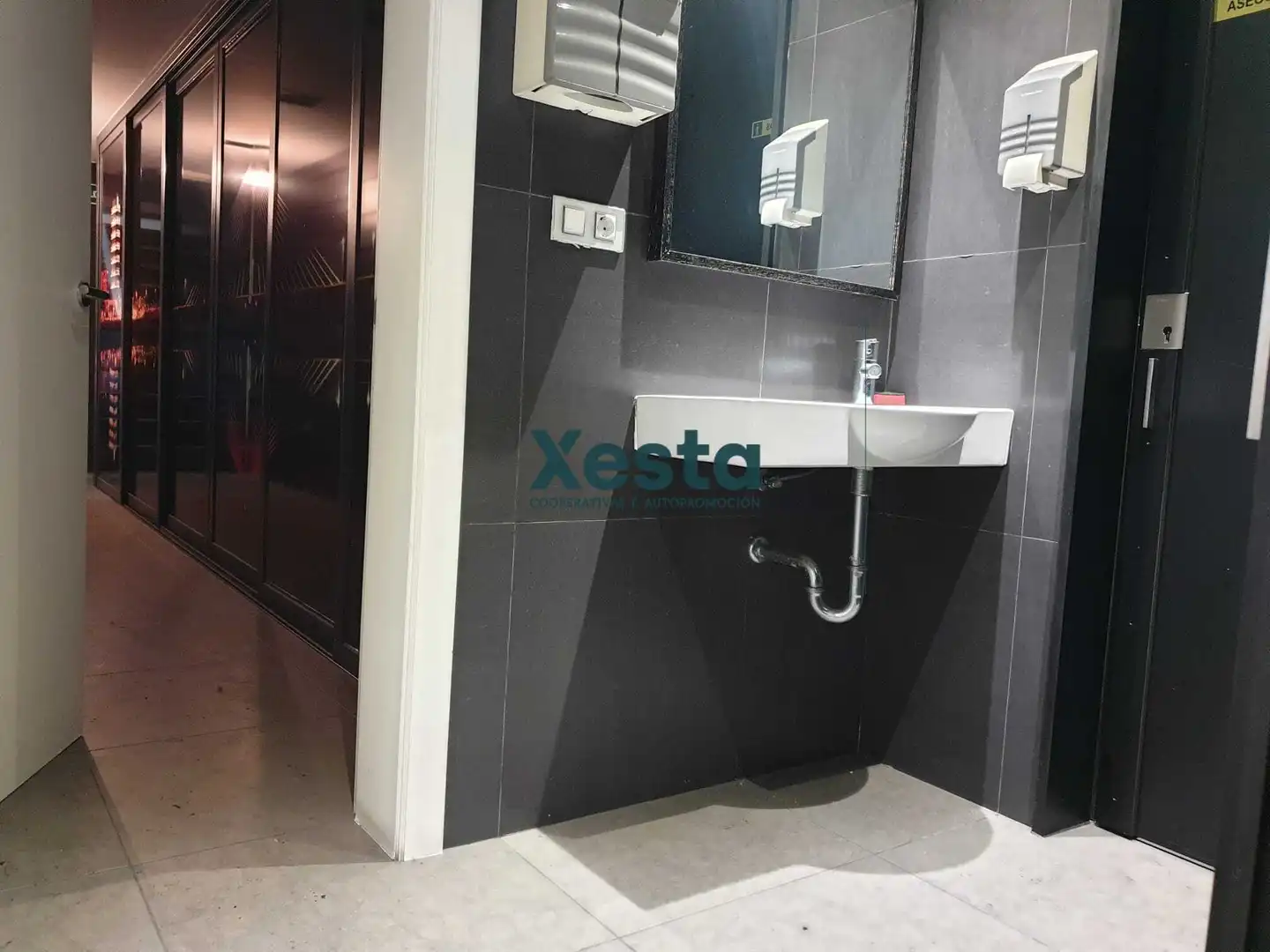 Badezimmer von Geschaftsraum zum Verkauf in Vigo 