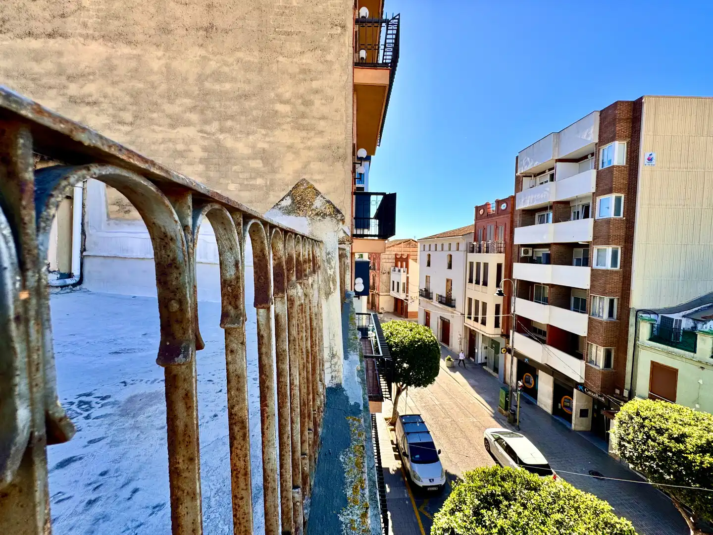 Außenansicht von Gebäude zum Verkauf in Massamagrell