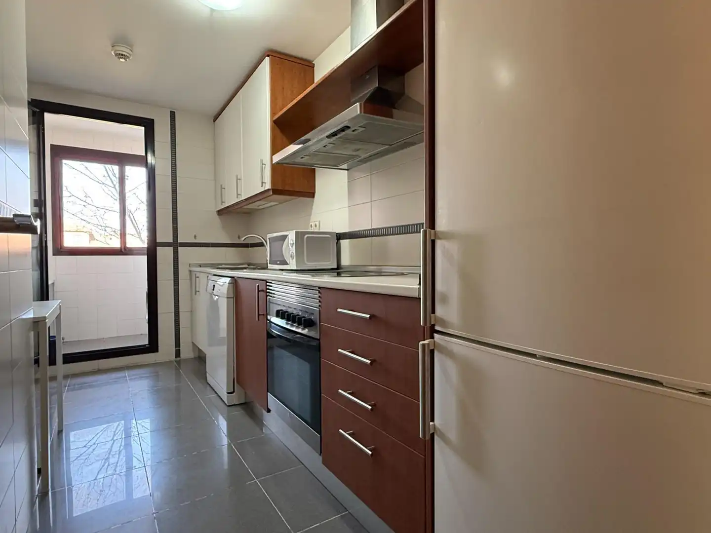 Küche von Wohnung zum Verkauf in Yebes mit Heizung, Terrasse und Abstellraum